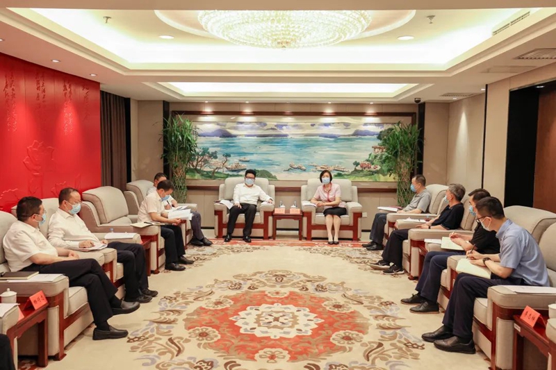 苏辉会见中共贵州省委常委、毕节市委书记吴胜华一行